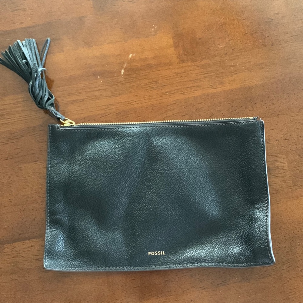 Fossil Pouch